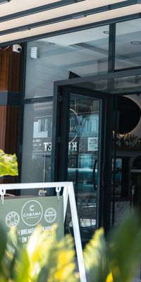 Cabana Boutique Hotel & Cafe
