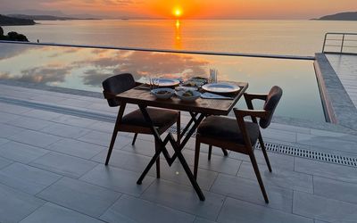 Ni Marin Hotel · 4