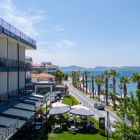Roseira Mar-inn Luxury