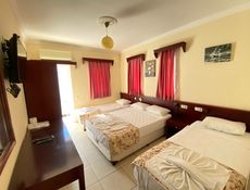 Deluxe Room - Quadruple