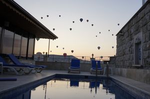 turkey/nevsehir/ballooncavehotel8318068a.jpg