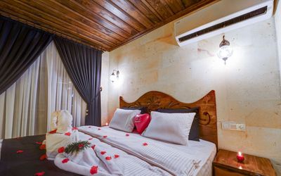 Enjoy Stone Hotel · 5