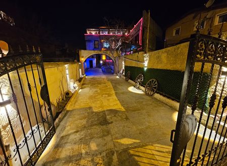 turkey/nevsehir/glorioushousecb659d7d.jpg