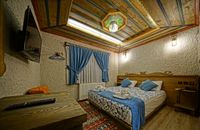 104 Pokój Dwuosobowy typu Standard z oddzielnym łóżkiem