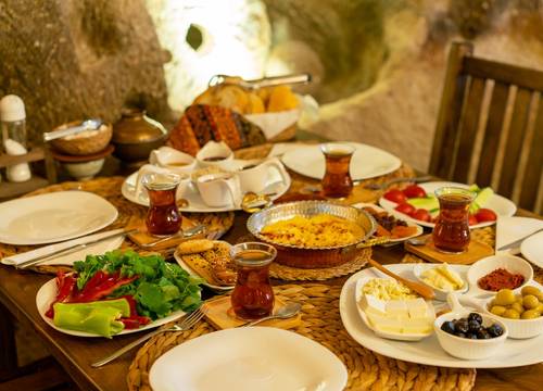 turkey/nevsehir/kapadokya/cappadociainanscaveef17019f.jpg