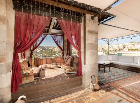 turkey/nevsehir/kapadokya/doorsofcappadocia65c4adc4.jpg