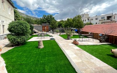 Grape Village House · 2