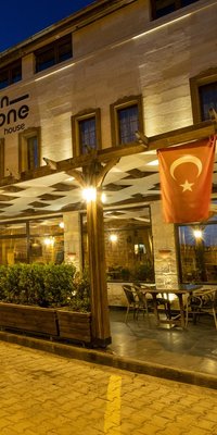 İn Stone House