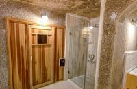 Королевский пещерный костюм