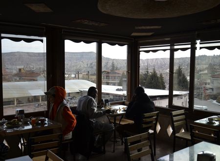 turkey/nevsehir/kapadokya/shoestringstonehousee182c5e5.jpg