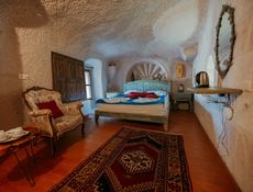 DELUXE CAVE ROOM(balkonlu) (104)