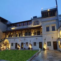 Mesken Cave Suites