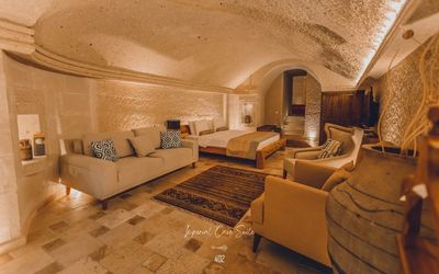 Nino Cave Suites · 4