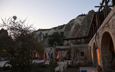 Seven Rock Cave Hotel · 5