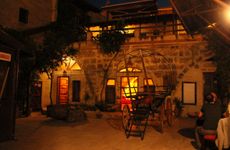 turkey/nevsehir/tokmakkonukevi10643693.jpg