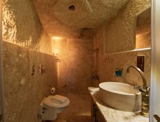 Royal Private Cave Suite