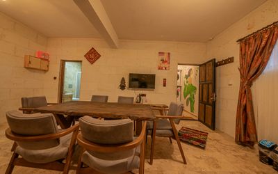 Cappalace Stone House · 2