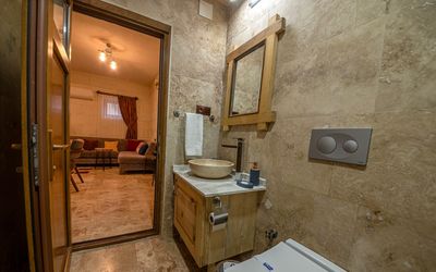 Cappalace Stone House · 5