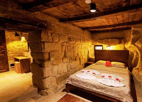 turkey/nevsehir/urgup/feriscave0128758b.jpg