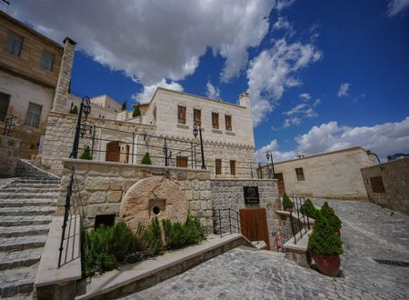 turkey/nevsehir/urgup/sinasosevlerie140d090.jpg