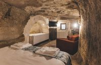 Delux cave jacuzzı Room - 104