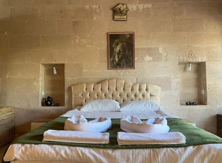 turkey/nevsehir/urgup/yesilozinncaveotela81f2464.jpg