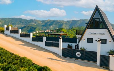 Meona Villa · 2