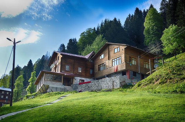 turkey/rize/camlihemsin/koksalotela03d3217.jpg