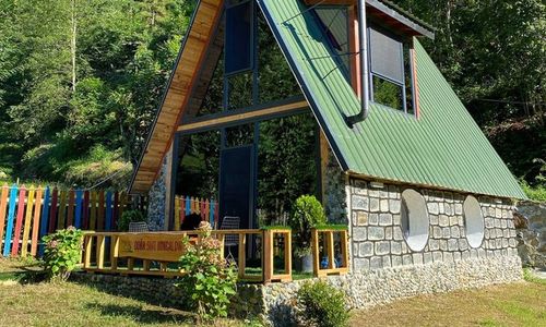 turkey/rize/camlihemsin/moonriverbungalowd704b163.jpg