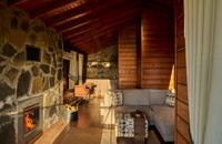 Flora Bungalow