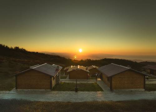 turkey/rize/florahanduzuresortwellnessbungalowhotelf5248abd.jpg