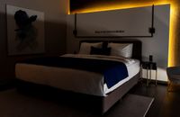 Luxury Balkonlu Oda - French Bed