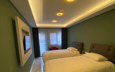 İzmirli Otel · 4
