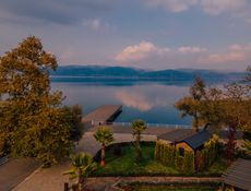 Junior Tiny House (Göle En Yakın)