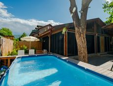 Havuzlu Jakuzili bungalov (Meca 2)