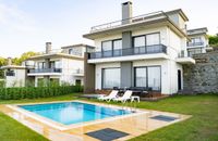Lake View 2+1 Villa (Heated Pool)