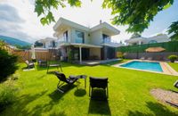 Royal Villa