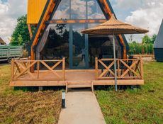 Executive Delta House
