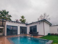 Özel Havuzlu Jakuzili Premium Suit Bungalov
