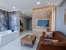 Camera Deluxe con Jacuzzi e Camino