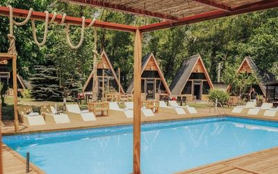 Sapanca Taş Ev & Bungalow · 2