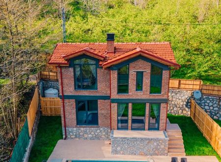 turkey/sakarya/sapanca/ugurlukonaklari498fc9a7.jpg