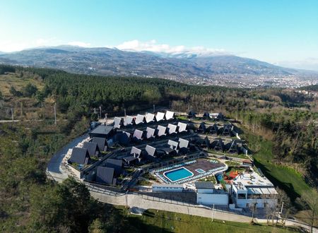 turkey/sakarya/sapanca/worlddeluxeforest4a4ccc63.jpg