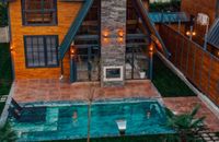 Özel Isıtmalı Havuzlu, Jakuzili Ve Şömineli Deluxe Bungalov