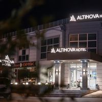 Altınova Hotel