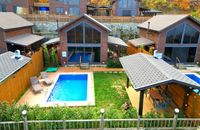 Göl Manzaralı Özel Havuzlu Standart Bungalov