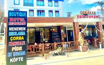 Grand Kum Boutique Hotel Resteurant · 3