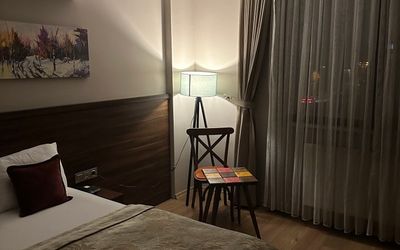 Grand Delux Hotel · 2