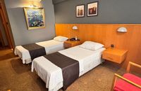 Standard Twin Room with Land View