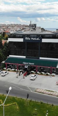 Mills Hotel